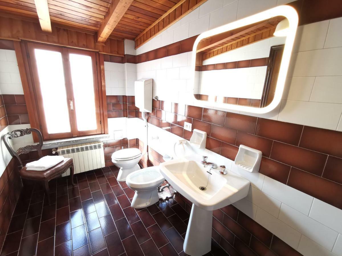 Apartmán Elegant Historic Large House On Lake Como Gravedona Exteriér fotografie